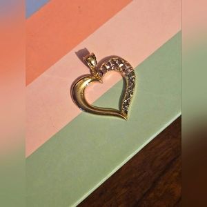 14k gold heart charm